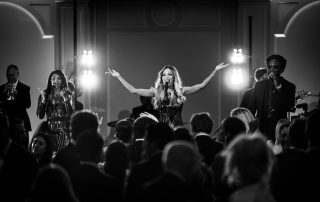 Clare Hotze & Thomas Snow wedding feature – Inside Weddings